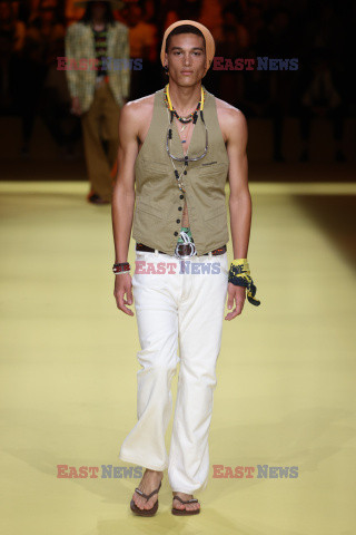 Dsquared2