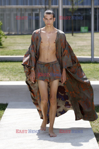 Etro LB