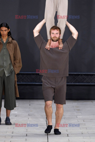 Issey Miyake LB