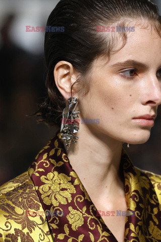 Dries van Noten details detale