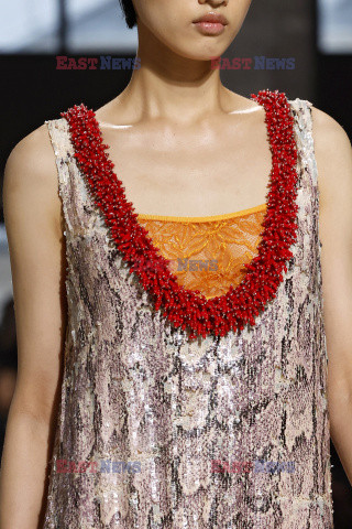 Dries van Noten details detale