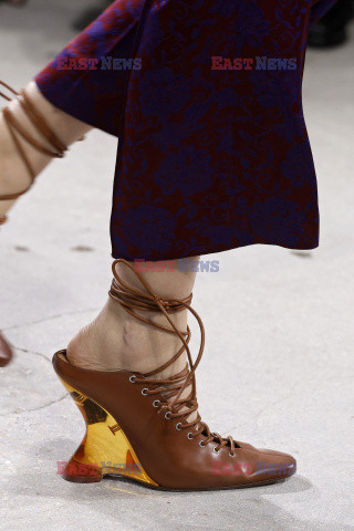 Dries van Noten details detale