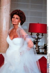 SOPHIE LOREN NA ROZDANIU COSTUME DESIGNERS GUILD AWARDS