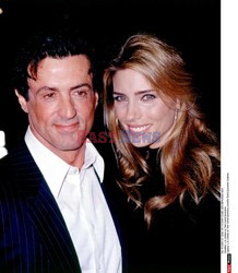 SILVESTER STALLONE Z ZONA JENNIFER NA PREMIERZE FILMU "THE WHOLE NINE YARDS" W LOS ANGELES