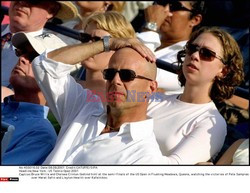 BRUCE WILLIS Z CHLOPCEM NA PLANIE FILMOWYM "THE KIDIN LOS ANGELES"