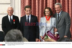 Giorgio Armani i Claudia Cardinale odznaczeni orderem Legii Honorowej