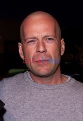 BRUCE WILLIS Z CHLOPCEM NA PLANIE FILMOWYM "THE KIDIN LOS ANGELES"