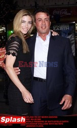 SILVESTER STALLONE Z ZONA JENNIFER NA PREMIERZE FILMU "THE WHOLE NINE YARDS" W LOS ANGELES