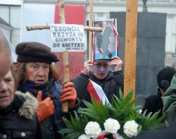 Obchody kolejnej miesiecznicy Smolenskiej