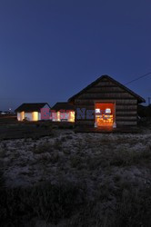 Minimalistyczny hotel na plaży - Madame Figaro