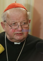 Papież Benedykt XVI zapowiedział swoją abdykację