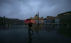 Papież Benedykt XVI zapowiedział swoją abdykację