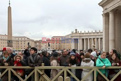 Papież Benedykt XVI zapowiedział swoją abdykację