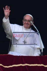 Pope Francis leads his first Angelus prayer 