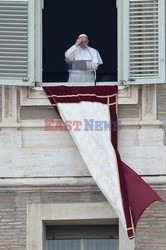 Pope Francis leads his first Angelus prayer 