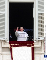 Pope Francis leads his first Angelus prayer 