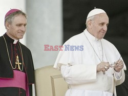 Papież Franciszek podczas audiencji na Placu św. Piotra