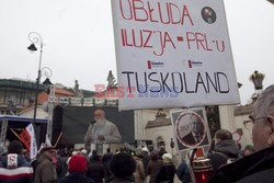 Uroczystości przed Pałacem Prezydenckim