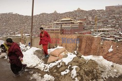 Seda Monastery, the largest Tibetan Buddhist school in the world