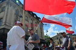 Manifestacja w obronie TV Trwam na Placu Zamkowym