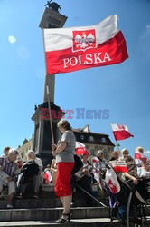 Manifestacja w obronie TV Trwam na Placu Zamkowym