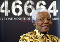 Nelson Mandela walczy o życie w szpitalu