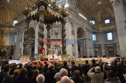 Papież Franciszek odprawia mszę w Święto Objawienia Pańskiego