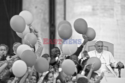 Papież Franciszek - pierwszy rok pontyfikatu - Contrasto