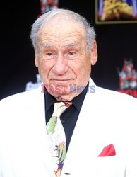 Mel Brooks odcisnął swoje dłonie i stopy