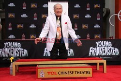 Mel Brooks odcisnął swoje dłonie i stopy