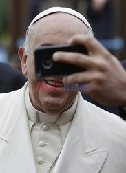 Papież Franciszek - media, internet, selfie