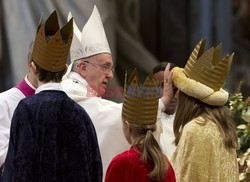 Papież Franciszek odprawia mszę w Nowy Rok