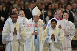 Papież Franciszek odprawia mszę w Nowy Rok