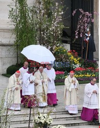 Papież Franciszek wygłasza orędzie Urbi et Orbi