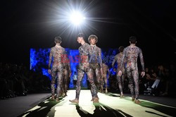 Pokazy mody męskiej w Mediolanie - lato 2016