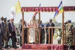 Papież Franciszek pielgrzymuje do Afryki