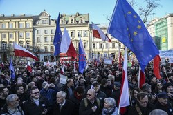 Manifestacja KOD w Krakowie