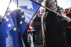 Manifestacja KOD w Krakowie