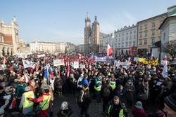 Manifestacje KOD