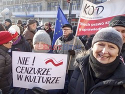 Manifestacje KOD