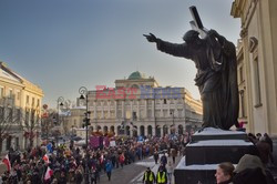 Manifestacje KOD