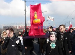 Demonstracja KOD w obronie Lecha Wałęsy w Warszawie