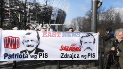 Demonstracja KOD w obronie Lecha Wałęsy w Warszawie