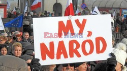 Demonstracja KOD w obronie Lecha Wałęsy w Warszawie