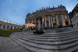 Czuwanie modlitewne z papieżem Franciszkiem w wigilię Niedzieli Bożego Milosierdzia