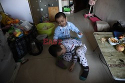 Autystyczne dzieci w Chinach - Sipa
