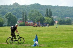 Krakowskie Błonia przygotowywane na ŚDM 2016