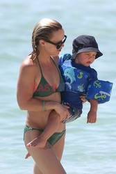 Christina Ricci w zielonym bikini