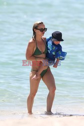 Christina Ricci w zielonym bikini