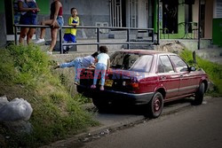 Życie w Medellin - Abaca